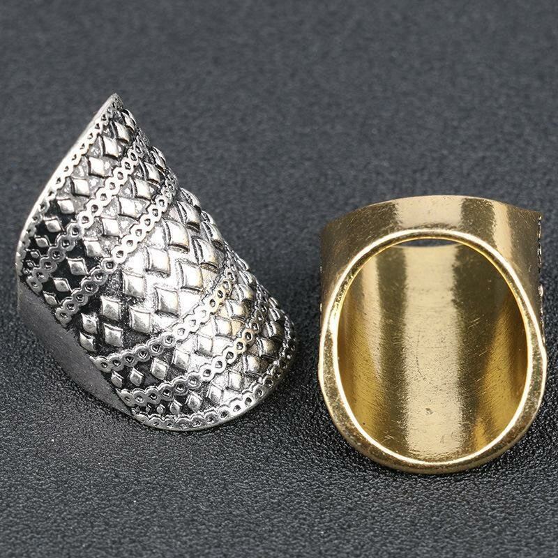 Bohemian Geometric Solid Diamond Ring Přehnaný Punkový Nýtový Kovový Prstýnek