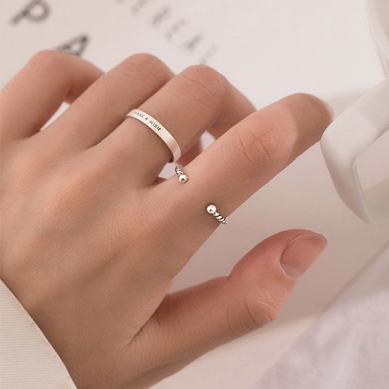 S925 Sterling Silver Letter Ring Dámský Design Sense Ins Simple Fashion Prsten S Indexem