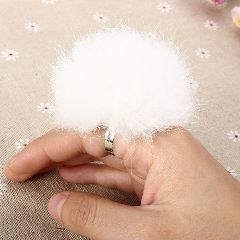 Sladký Roztomilý Prsten White Wool Fuzzy Ball Nastavitelné Dámské Prsteny