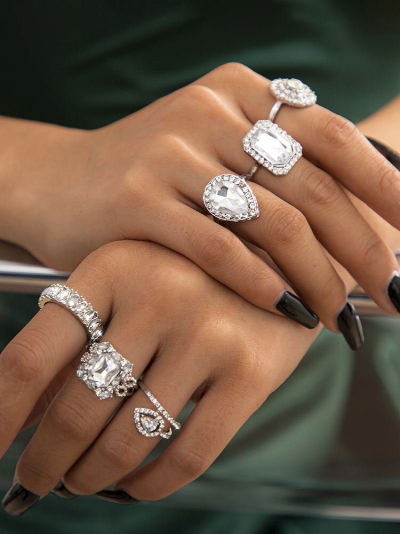 Trendy Čtvercový Prsten S Drahokamy Set Temperament Metal Diamond Ring Set