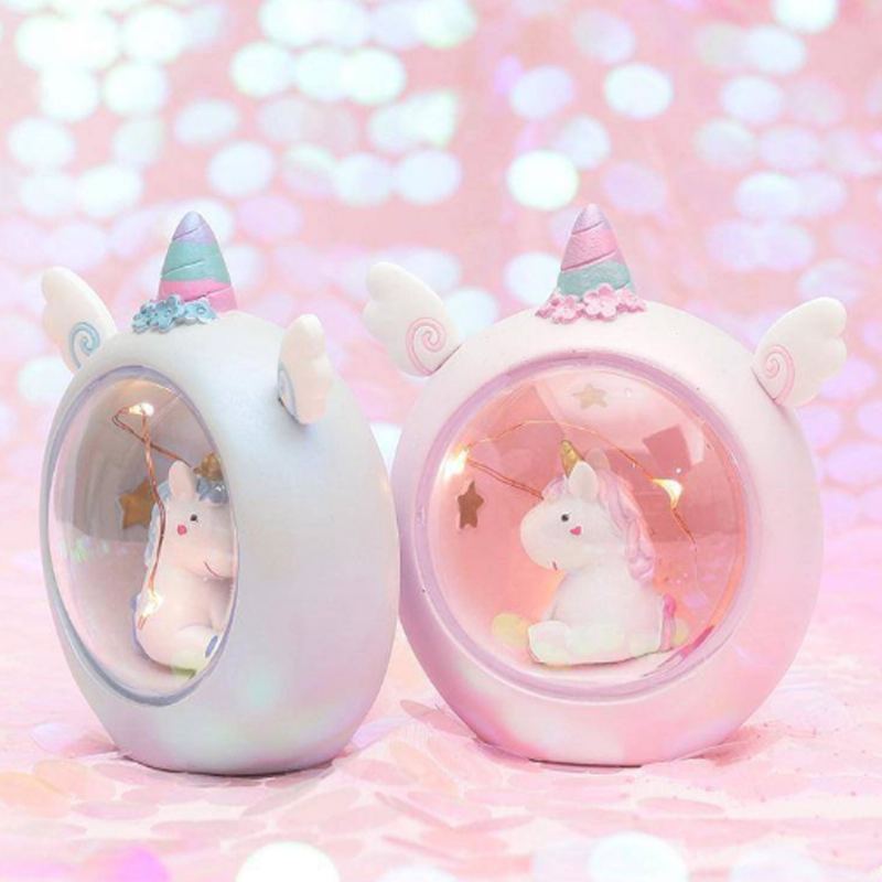 Víla Unicorn Snow Globe Noční Světlo Pro Děti Dívky Vnučky Miminka Dárek K Narozeninám Docela Kreativní Led Jednorožec Křišťálová Koulová Lampa