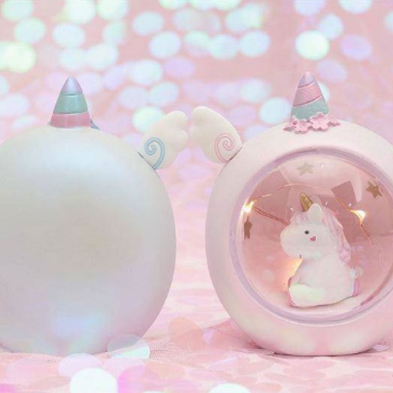 Víla Unicorn Snow Globe Noční Světlo Pro Děti Dívky Vnučky Miminka Dárek K Narozeninám Docela Kreativní Led Jednorožec Křišťálová Koulová Lampa