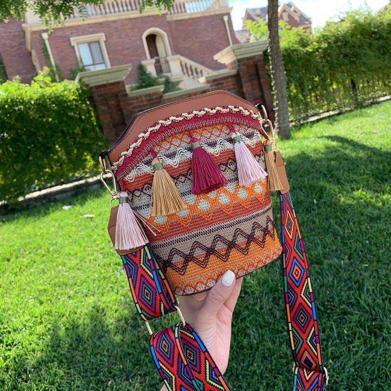 2023 Individuální Taška Přes Rameno V Etnickém Stylu Pro Ženy Tassel Woven Bucket Bag