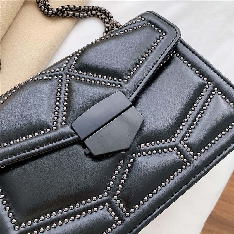 Nýt Chain Pu Kožené Malé Crossbody Kabelky Pro Ženy 2023 Značka Designer Módní Taška Přes Rameno Dámské Luxusní