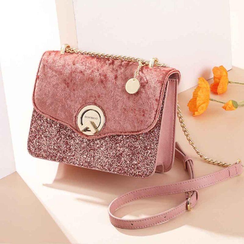 Velvet Chain Small Square Bag Módní Všestranná Taška Přes Rameno S Efektní Crossbody Kabelkou S Kulatým Plátem