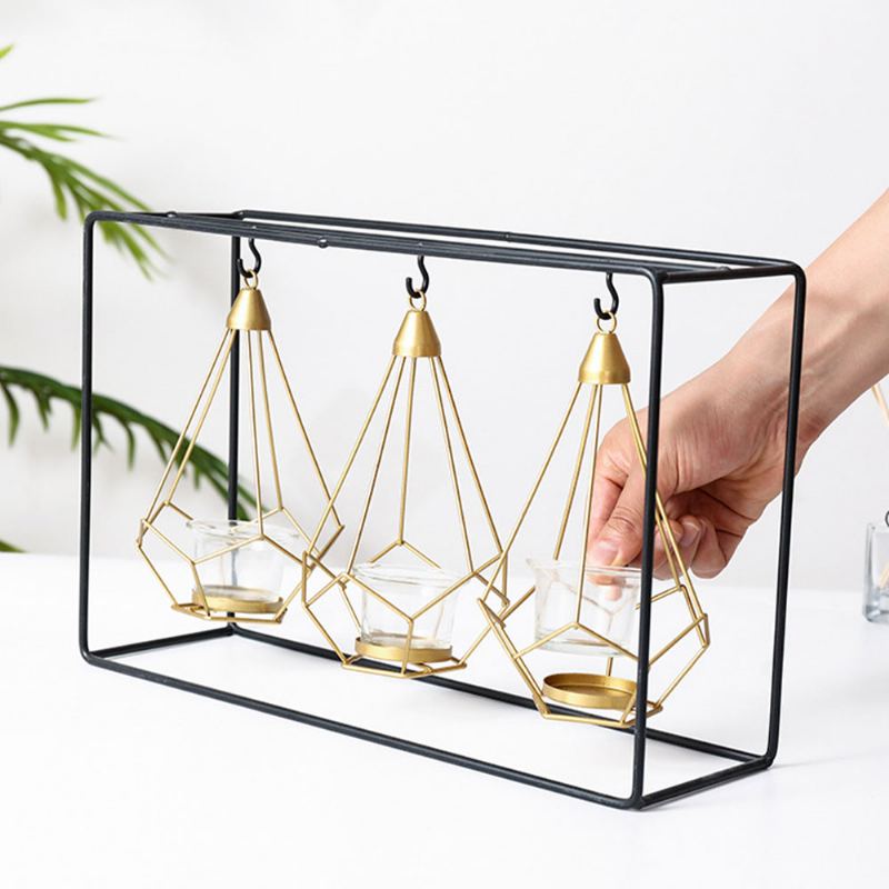 Minimalistický Luxusní Romantický Železný Svícen Dekorace Jídelního Stolu Ornament Dutý