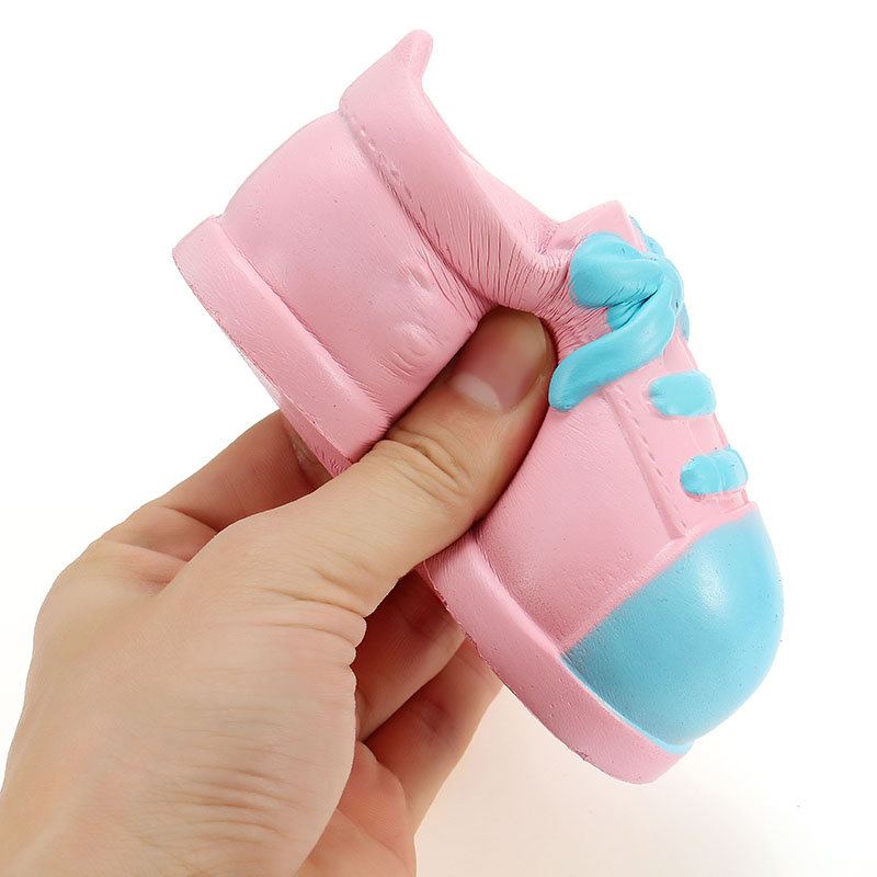 Squishy Bota 13cm Pomalu Stoupající S Obalem Kolekce Dárkový Dekor Měkká Stlačovací Hračka