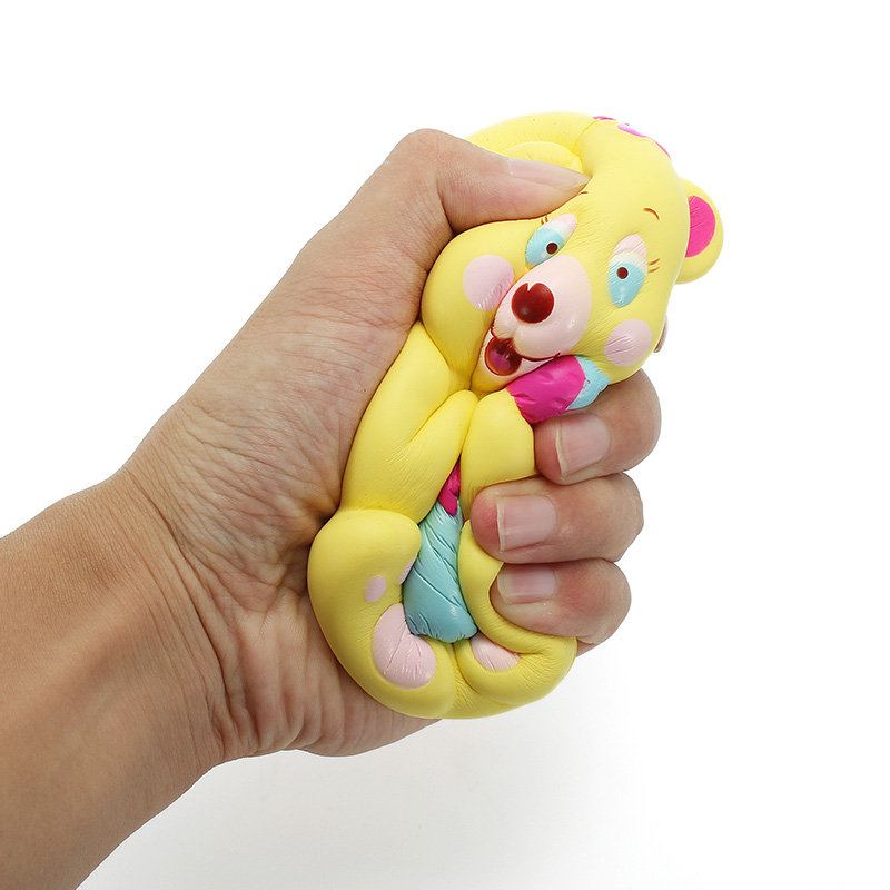 Xinda Squishy Jahodový Medvěd Držící Konvička Na Med 12cm Pomalé Kynutí S Obalem Kolekce Dárková Hračka