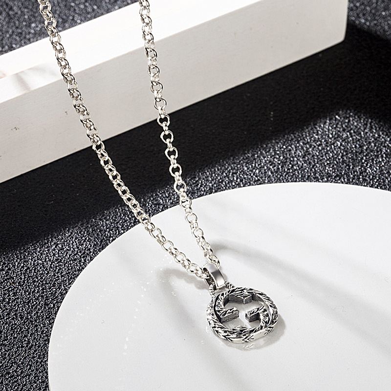 Sterling Silver S952 Zámkový Trojrozměrný Rytý Přívěsek Se Složitým Vzorem Trend Textury Náhrdelník