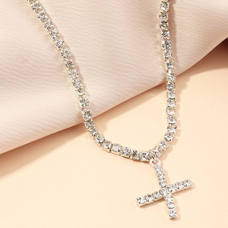 Trendy Classic 26 Náhrdelník Z Anglické Abecedy Stříbrná Slitina Diamond Mount Počáteční S Abecedou Šperky